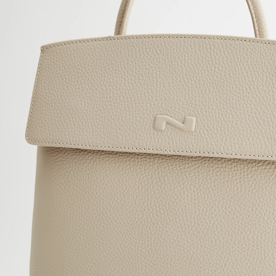 Nathan-Baume Cassandra