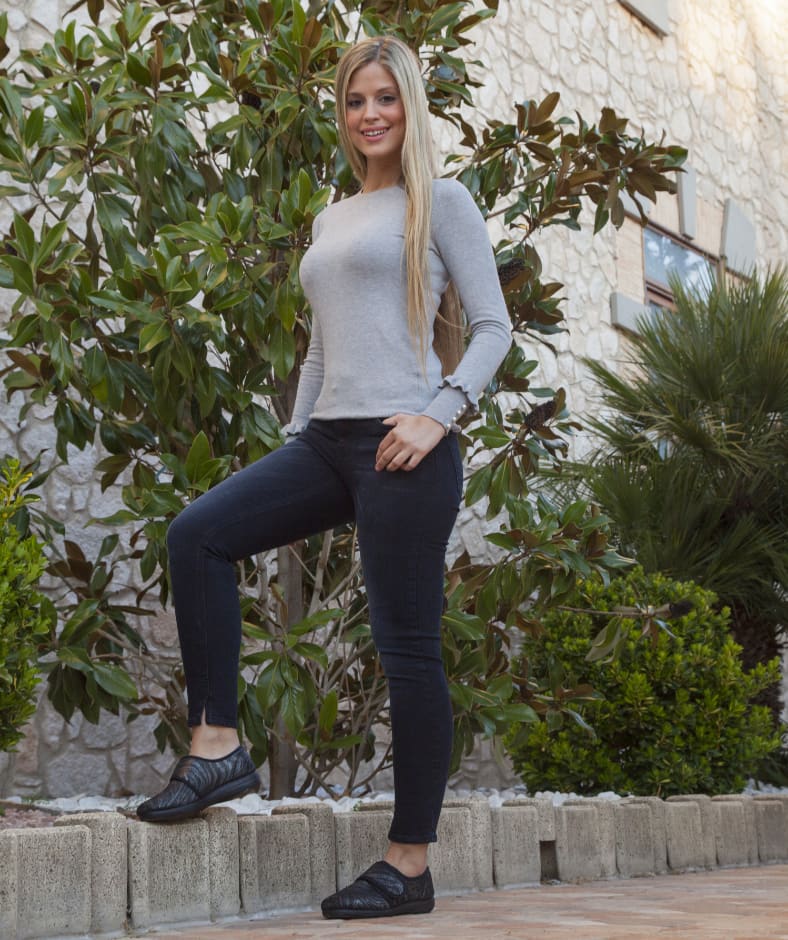 Chaussons / Pantoufles élastiques - Pantoufles dame - Chaussuresraoul - #orthopédique# - #semelles# - #chaussures# - Calzamedi